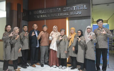 Laboratorium Mineral dan Material Maju FMIPA UM Sukses Gelar Reakreditasi ISO/IEC 17025:2017